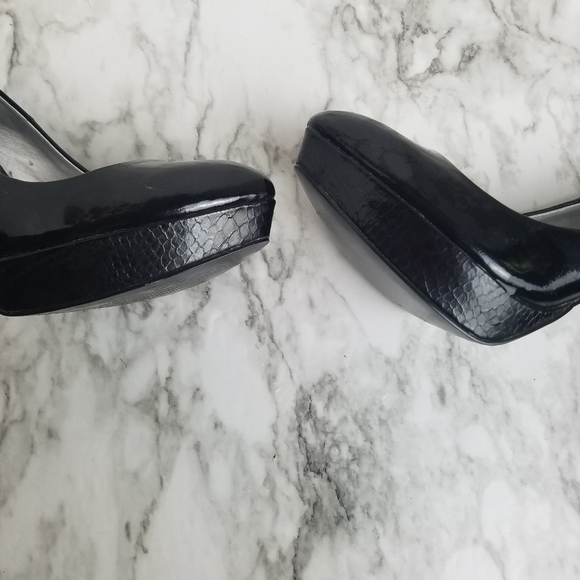 Guess Platform Heels 8 1/2  5" Heel Stunning Black - Picture 6 of 7